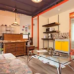 Roundabout Hostel - Hostel